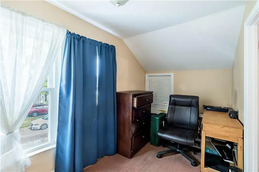 136 Collins Street Attleboro MA 02703