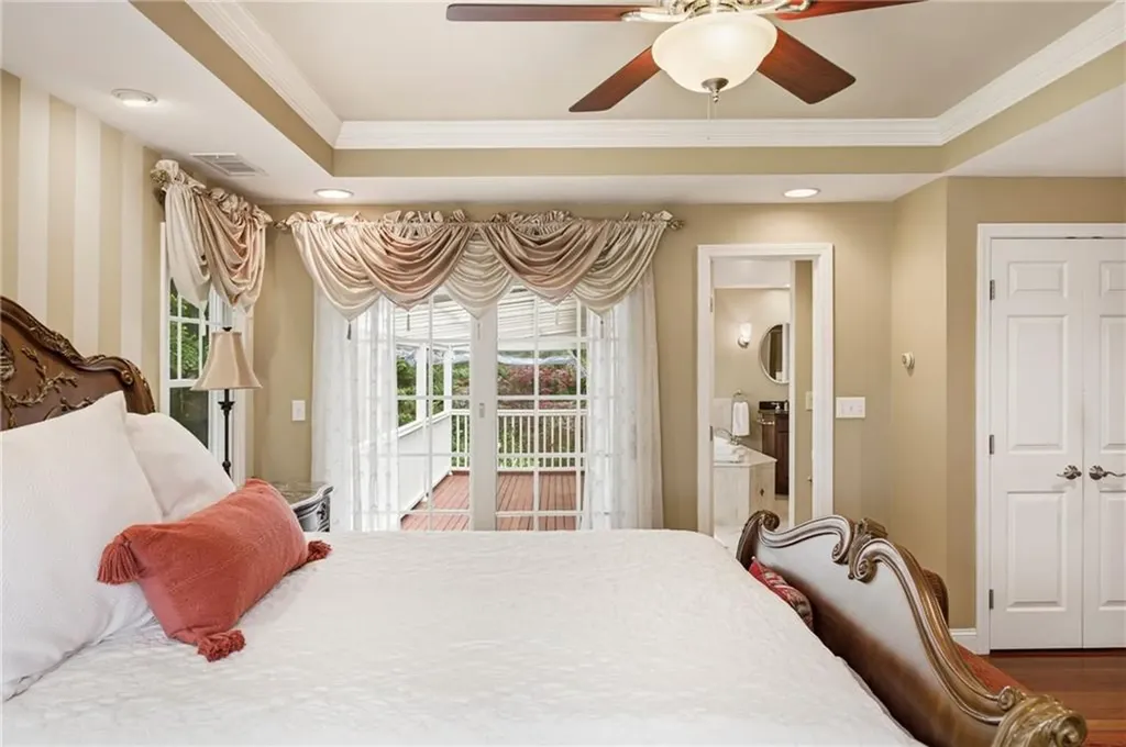 31 Meadowbrook Drive Barrington RI 02806