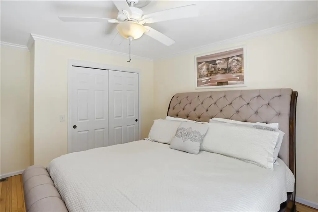 212 Lexington Avenue North Providence RI 02904