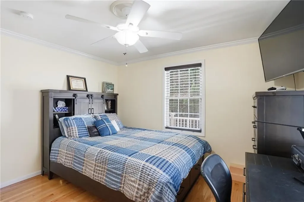 212 Lexington Avenue North Providence RI 02904
