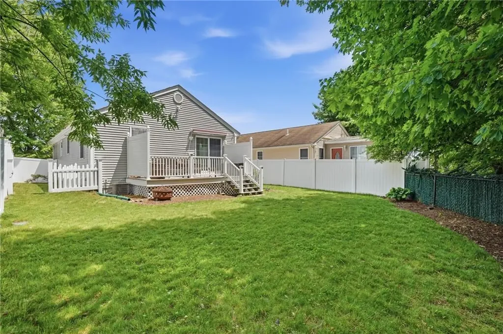 212 Lexington Avenue North Providence RI 02904