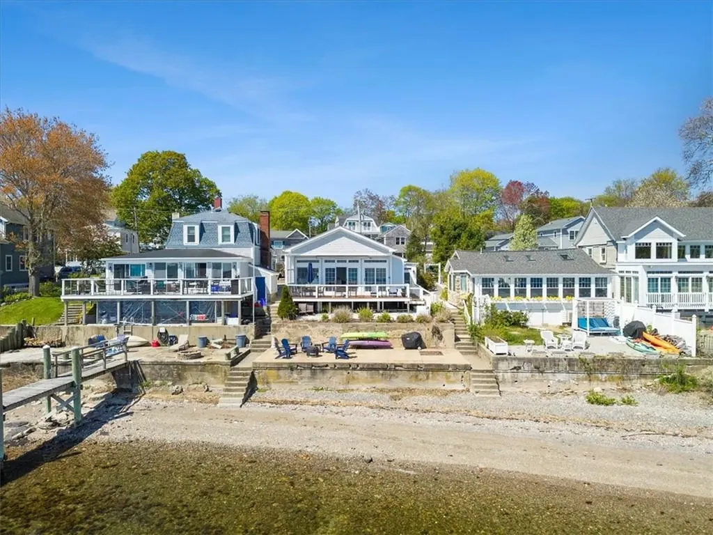 106 King Philip Avenue Bristol RI 02809