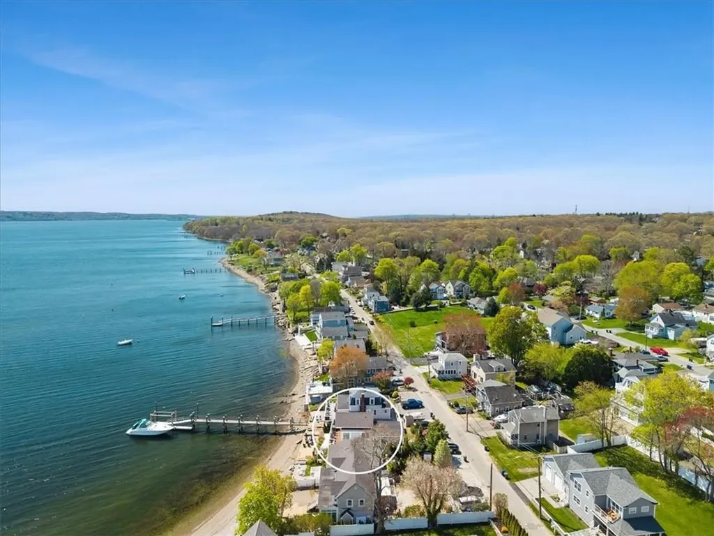 106 King Philip Avenue Bristol RI 02809