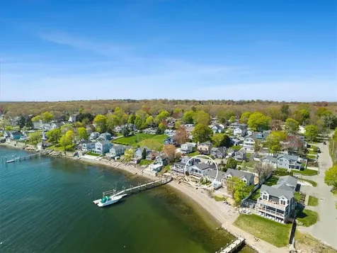 106 King Philip Avenue Bristol RI 02809