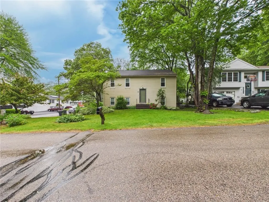 55 Betony Road Narragansett RI 02874