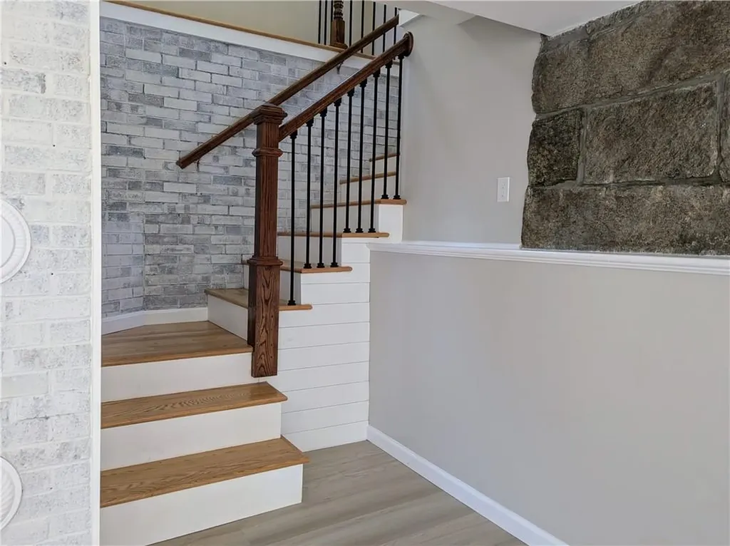 2185 Post Road South Kingstown RI 02879