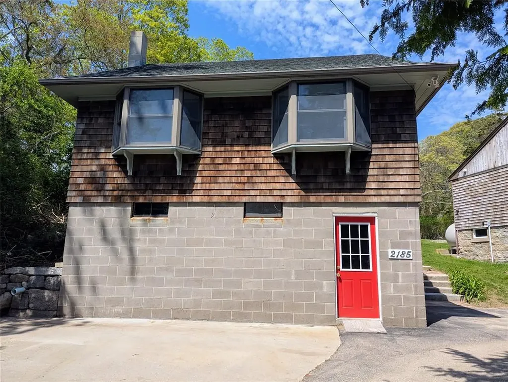2185 Post Road South Kingstown RI 02879