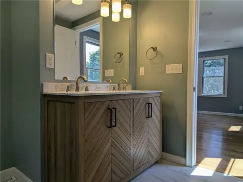 2185 Post Road South Kingstown RI 02879