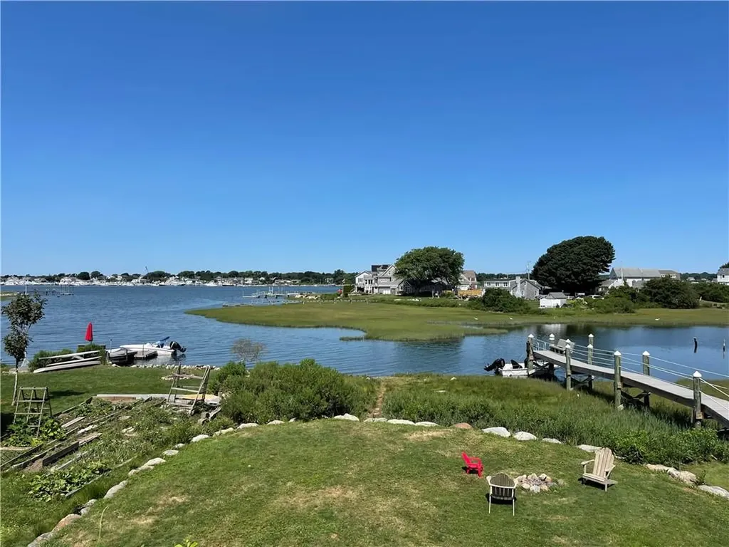 26 Conch Road Narragansett RI 02882
