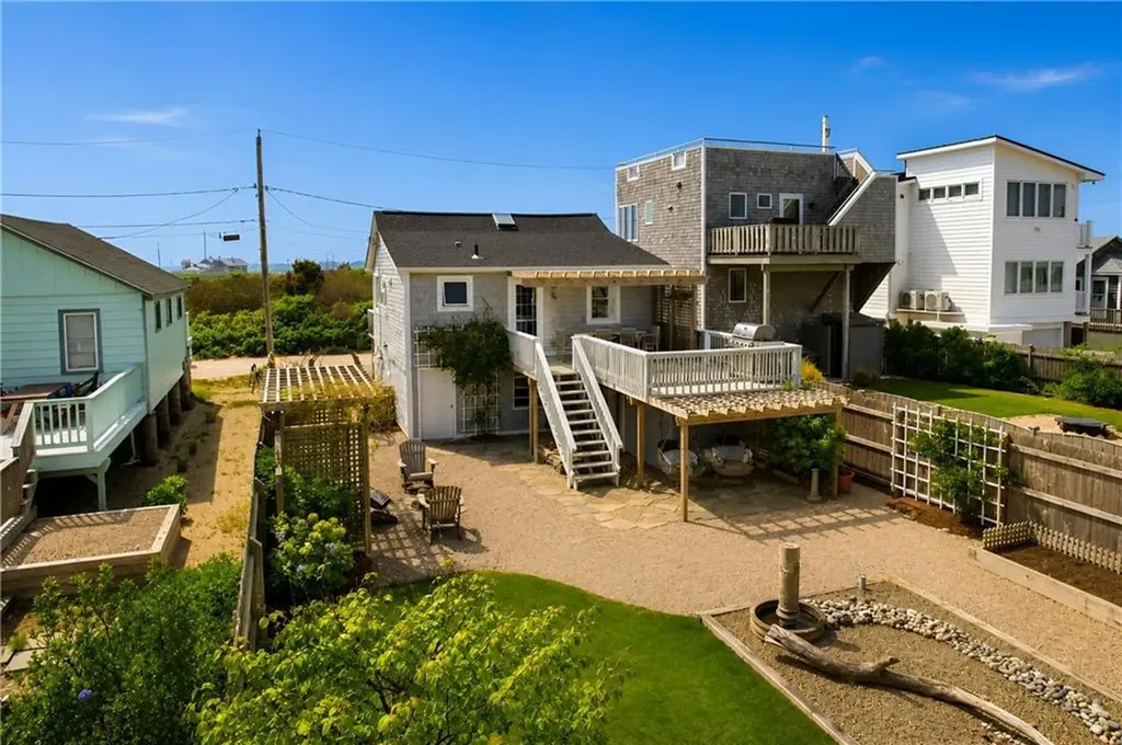 11 Brecka Drive Narragansett RI 02879