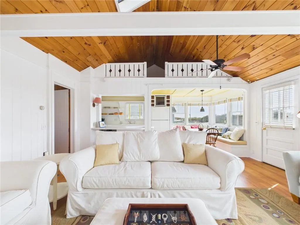 11 Brecka Drive Narragansett RI 02879