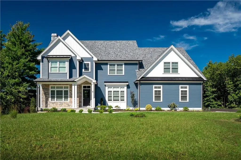 5 Lacey Court Smithfield RI 02917