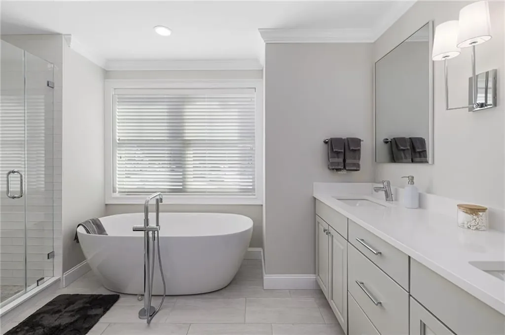 5 Lacey Court Smithfield RI 02917