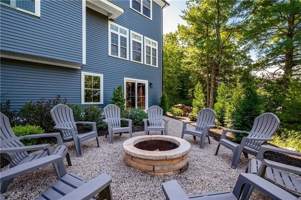 5 Lacey Court Smithfield RI 02917