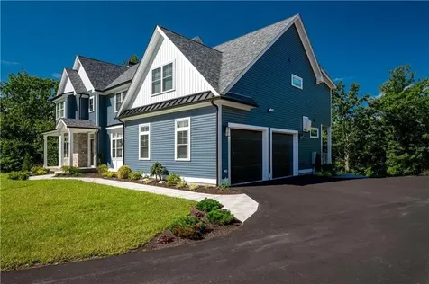 5 Lacey Court Smithfield RI 02917