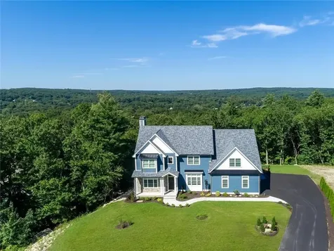 5 Lacey Court Smithfield RI 02917