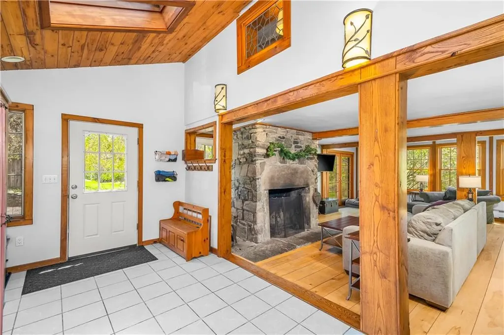 55 Elbow Rock Road Glocester RI 02814