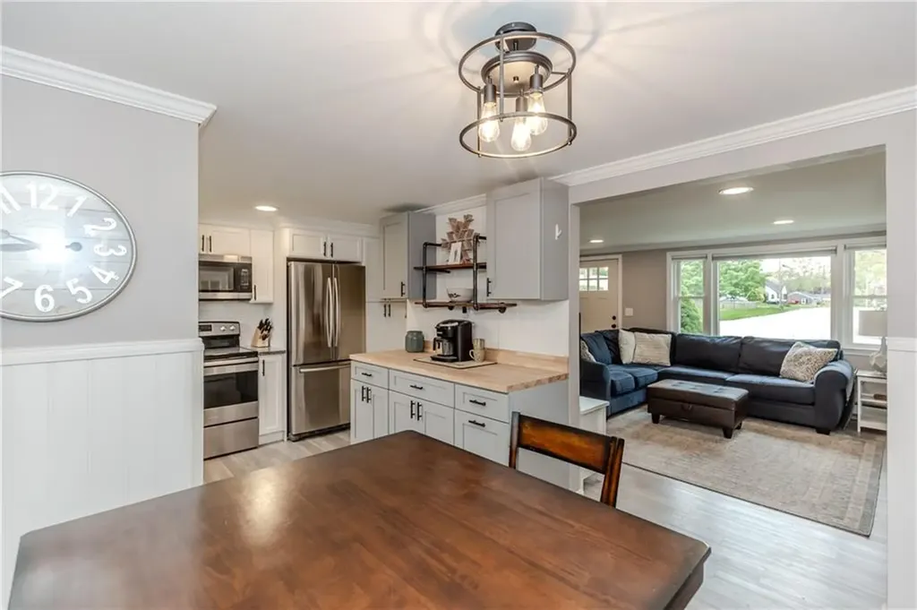 189 Underwood Avenue Warwick RI 02888