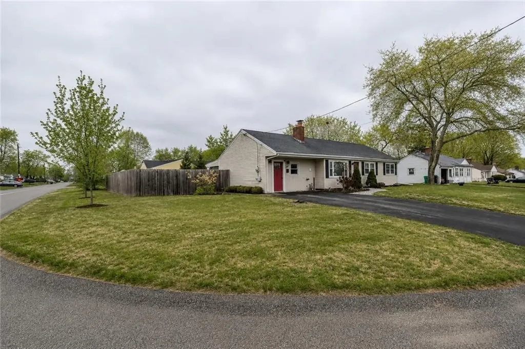 189 Underwood Avenue Warwick RI 02888