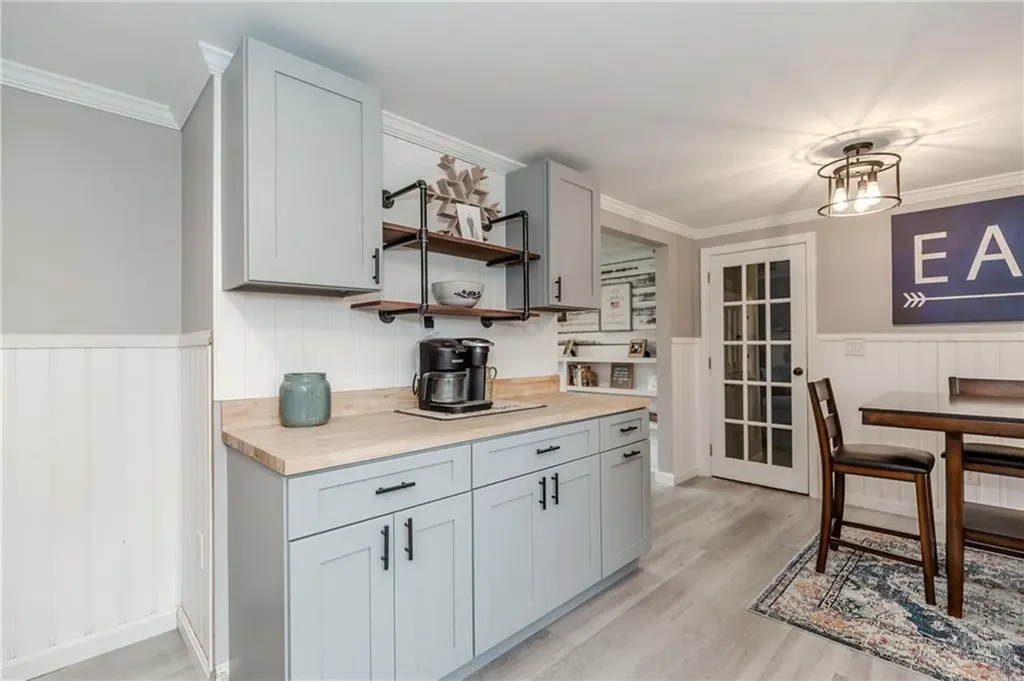 189 Underwood Avenue Warwick RI 02888