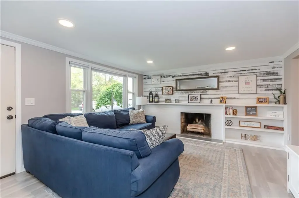 189 Underwood Avenue Warwick RI 02888