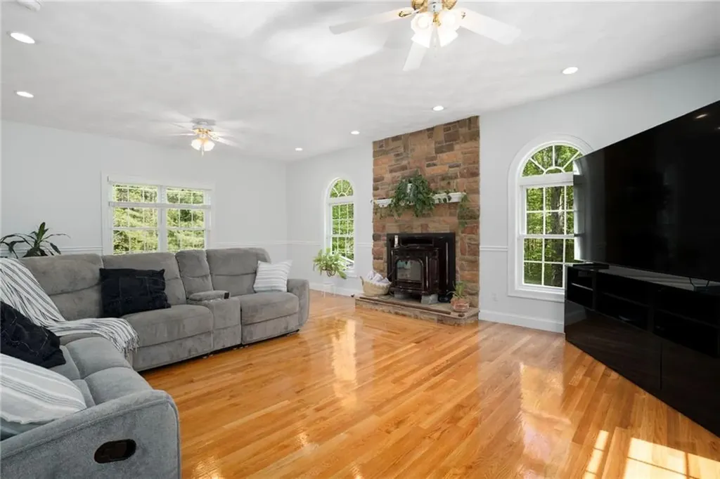 625 Cherry Farm Road Burrillville RI 02830
