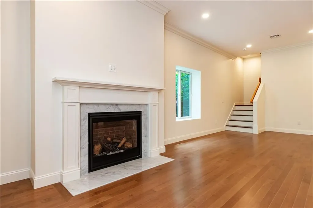 15 Hampton Road Coventry RI 02816