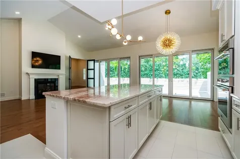 15 Hampton Road Coventry RI 02816