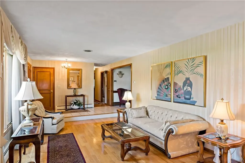 26 Carriage Way North Providence RI 02904