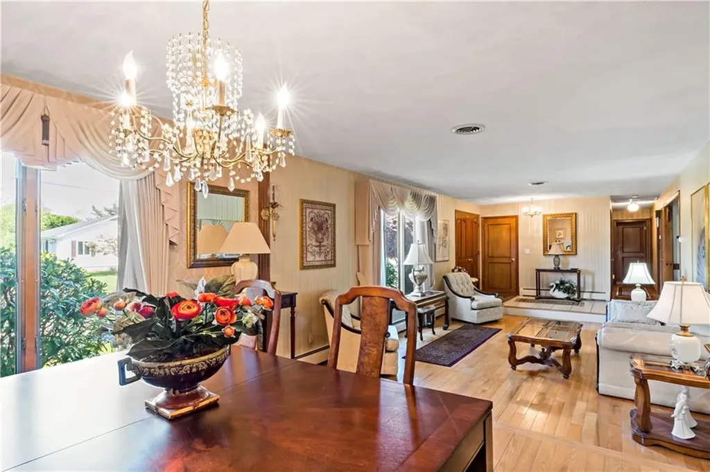26 Carriage Way North Providence RI 02904