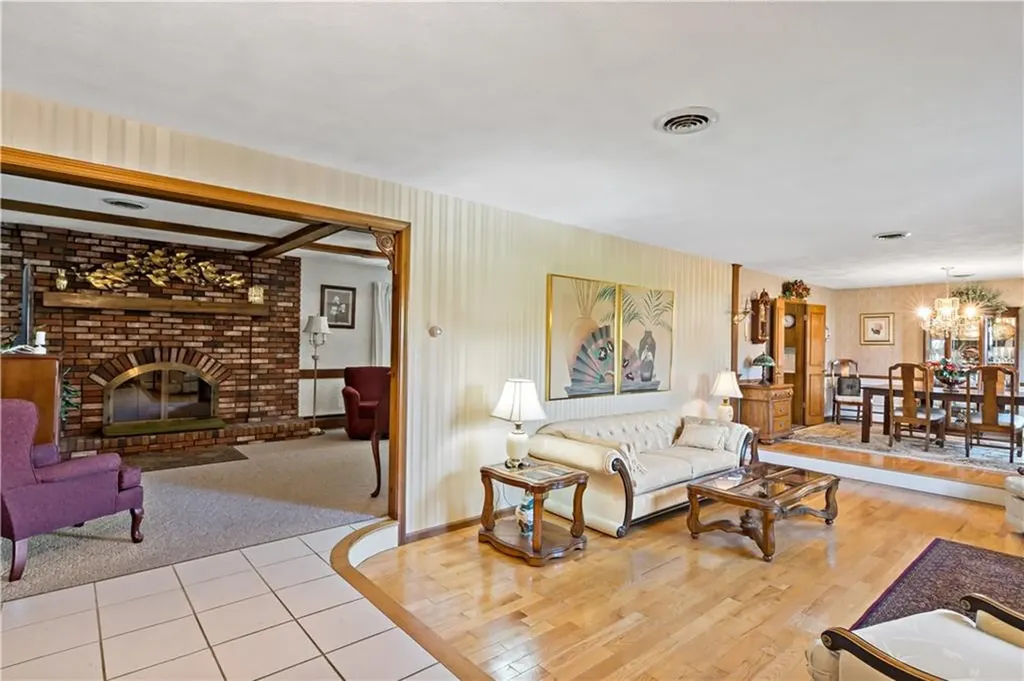 26 Carriage Way North Providence RI 02904