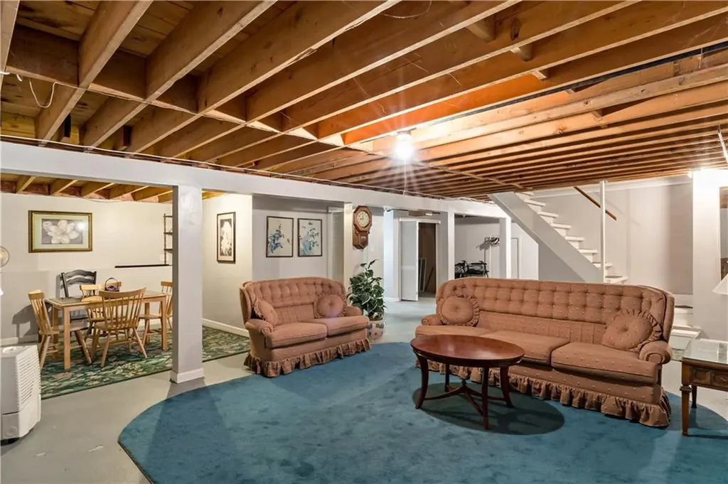 26 Carriage Way North Providence RI 02904