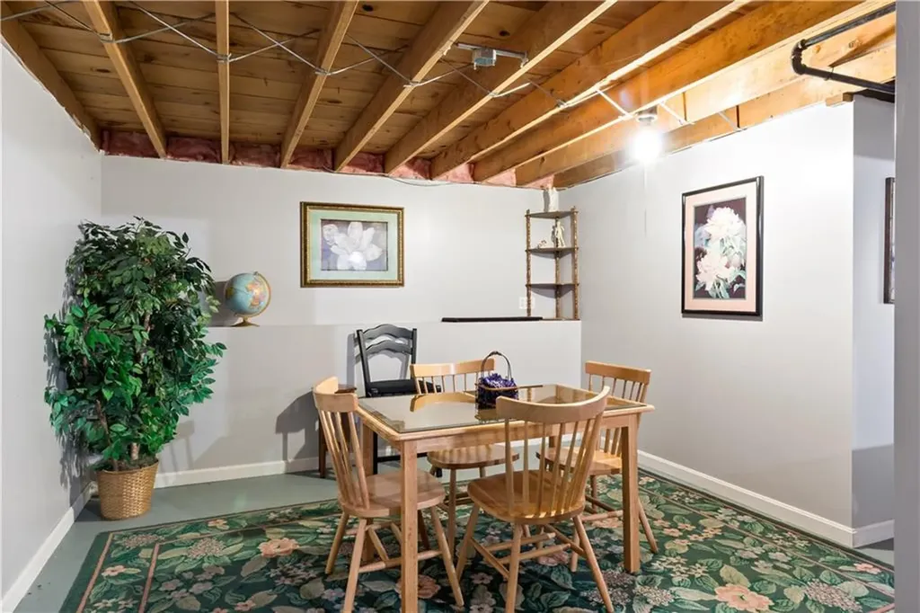 26 Carriage Way North Providence RI 02904