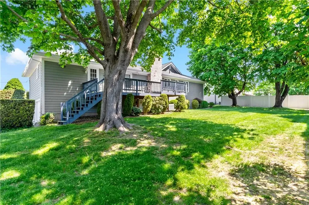 26 Carriage Way North Providence RI 02904