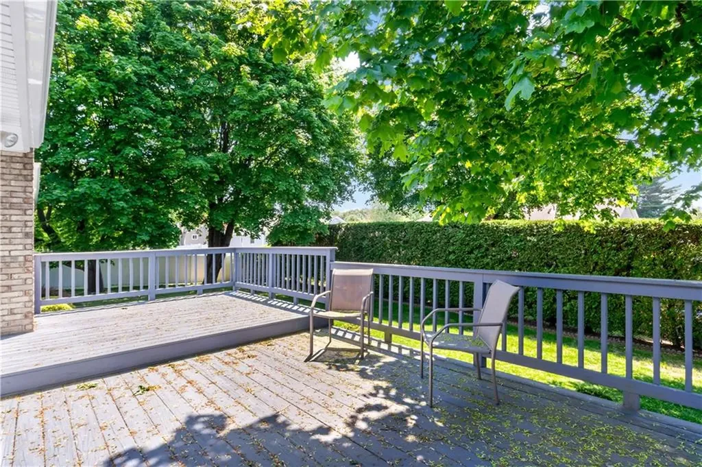 26 Carriage Way North Providence RI 02904