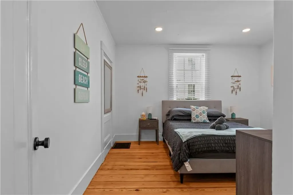 13 Sherman Street Newport RI 02840