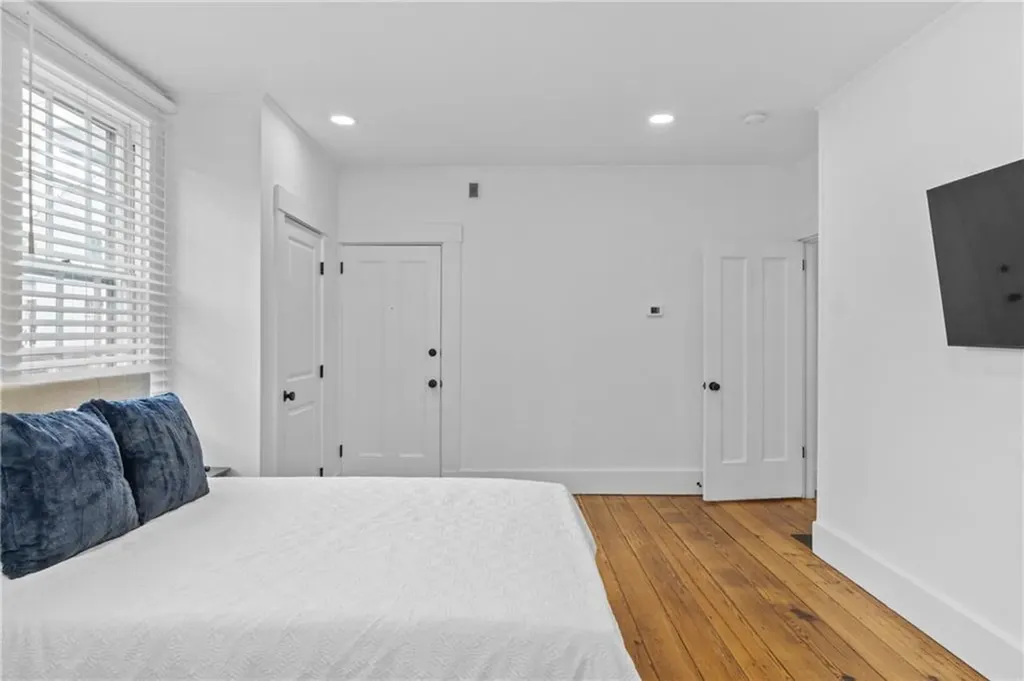 13 Sherman Street Newport RI 02840