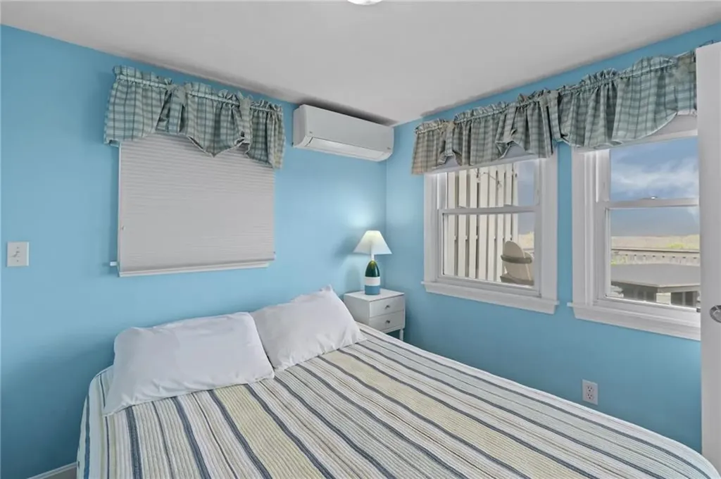 47 Ocean Avenue South Kingstown RI 02879
