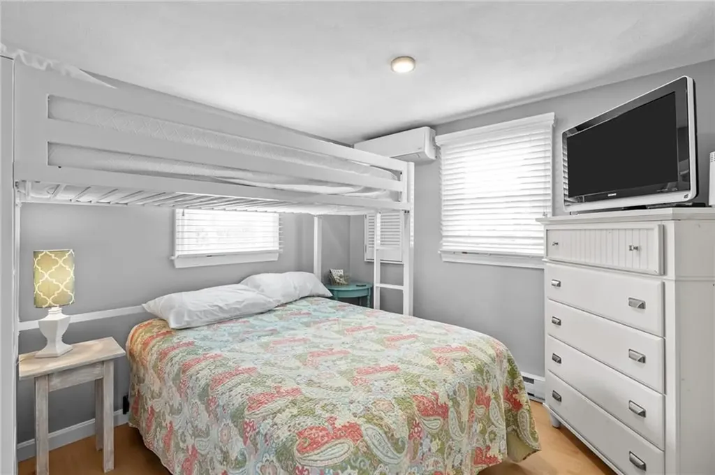 47 Ocean Avenue South Kingstown RI 02879