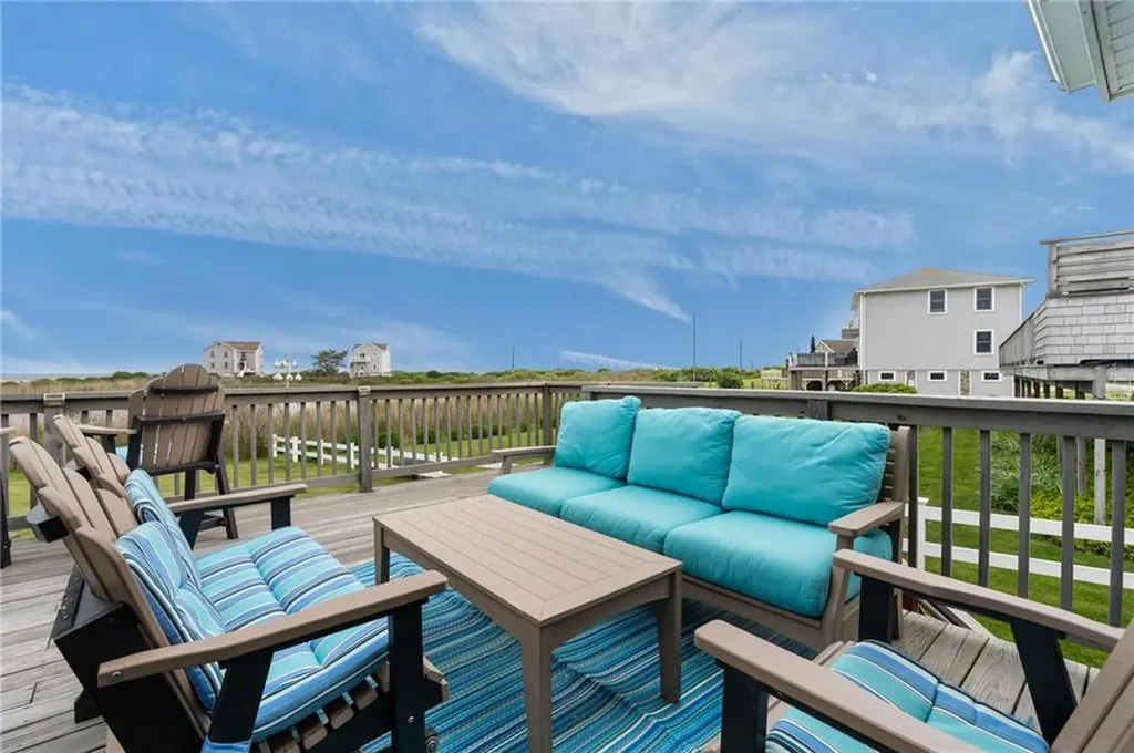 47 Ocean Avenue South Kingstown RI 02879