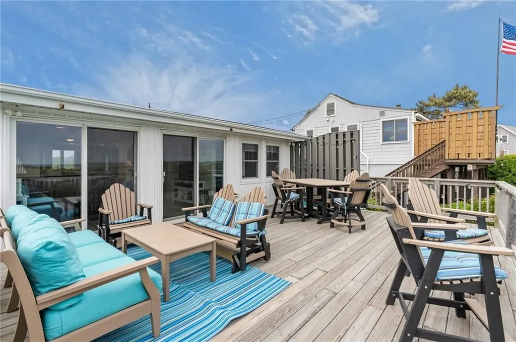 47 Ocean Avenue South Kingstown RI 02879