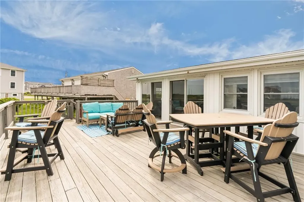 47 Ocean Avenue South Kingstown RI 02879