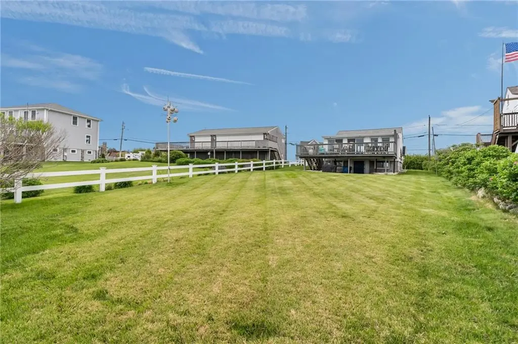 47 Ocean Avenue South Kingstown RI 02879