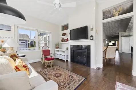 55 Morningside Drive North Kingstown RI 02852