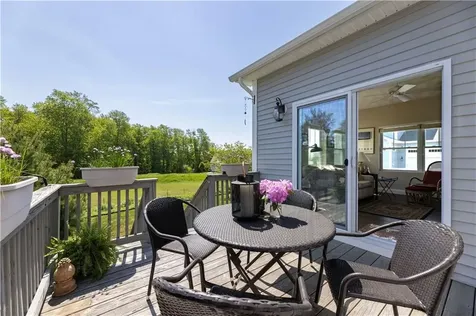 55 Morningside Drive North Kingstown RI 02852