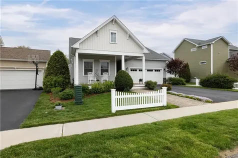 55 Morningside Drive North Kingstown RI 02852