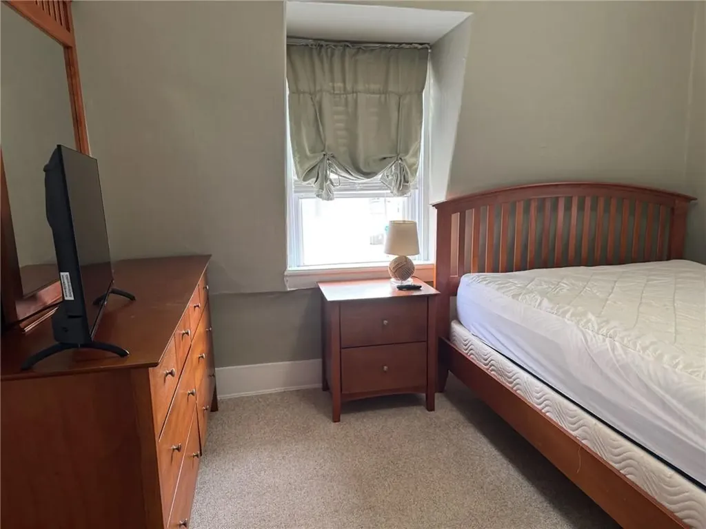 4 Hammond Street Newport RI 02840