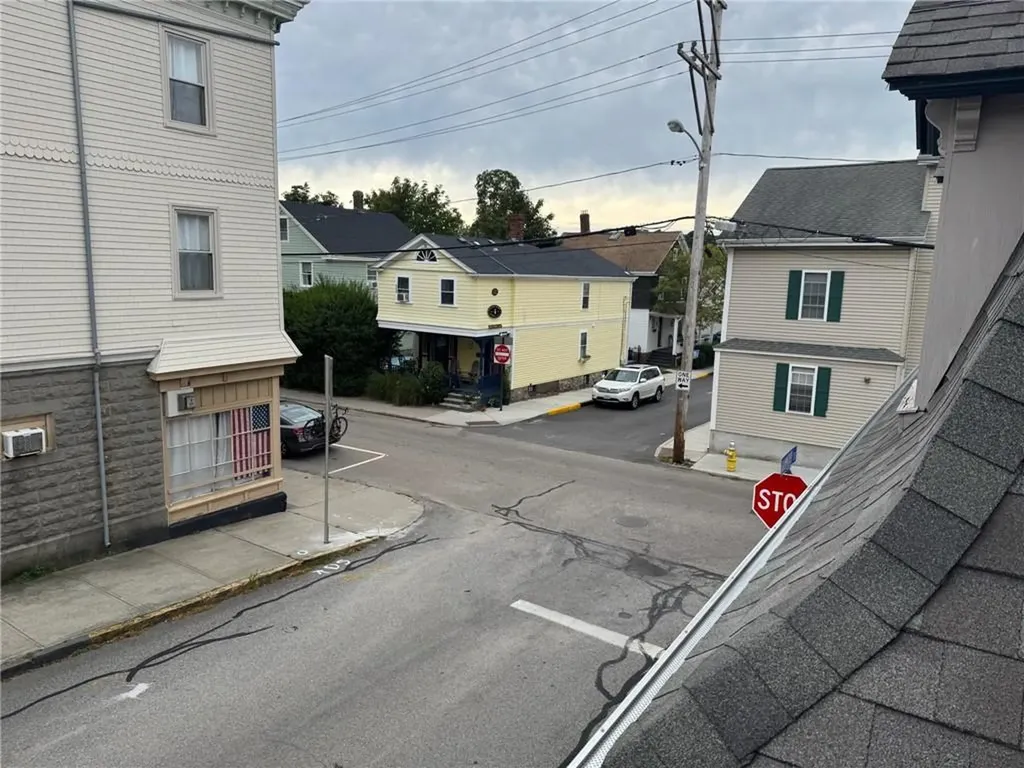 4 Hammond Street Newport RI 02840