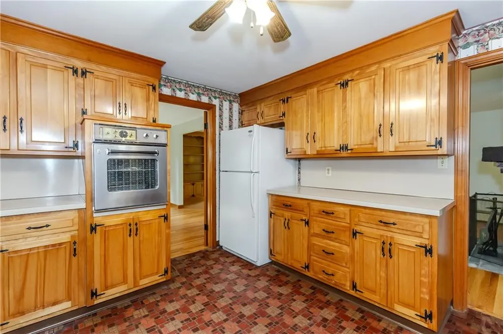 615 West Greenville Road Scituate RI 02857