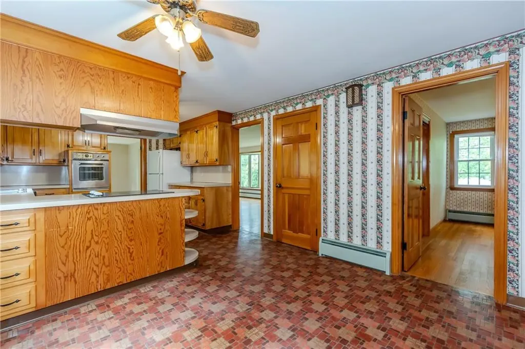 615 West Greenville Road Scituate RI 02857